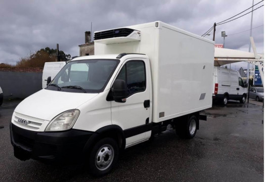 Transport Frigorific, marfuri generale, paleti lift